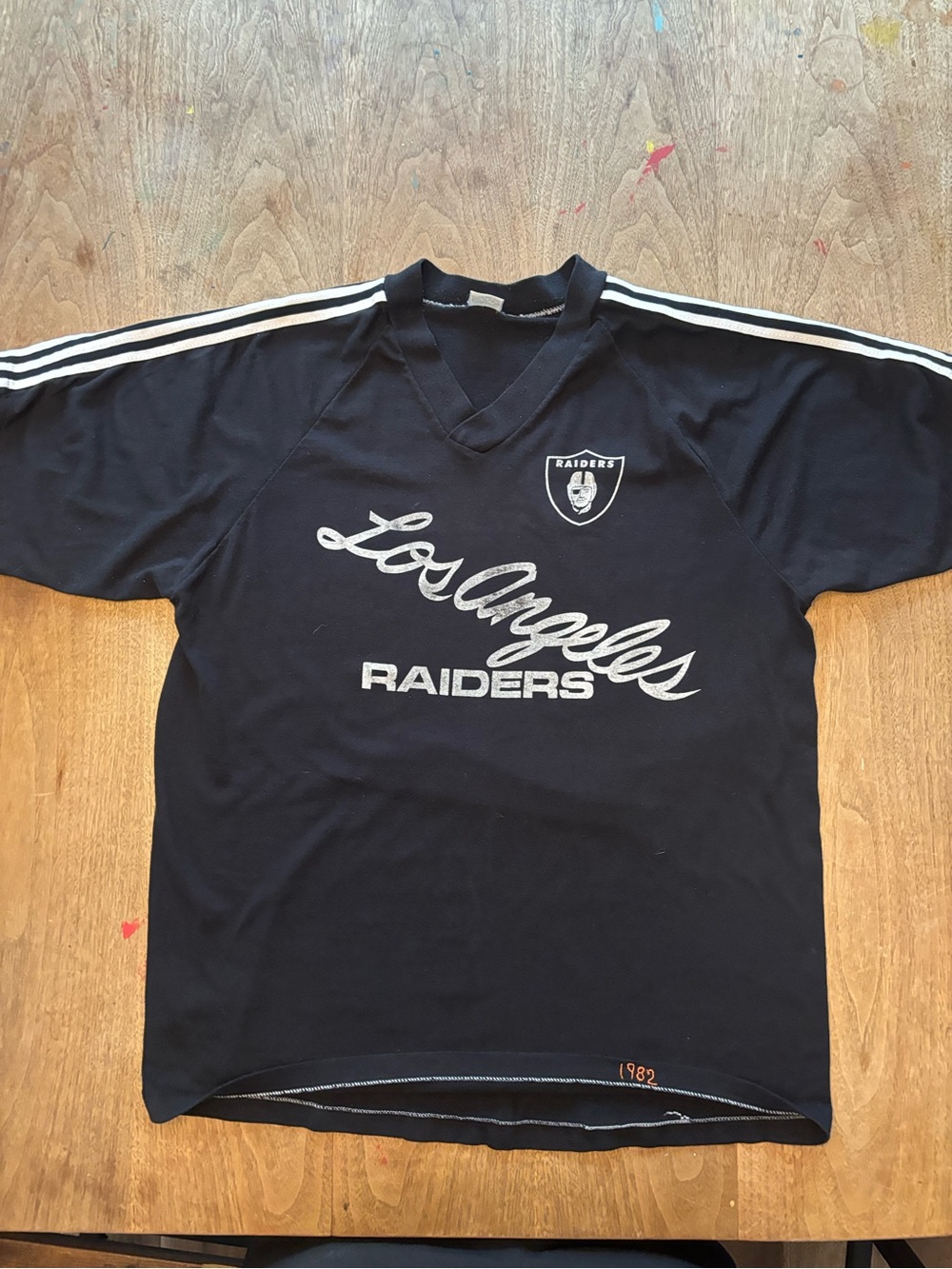 Vintage 1980s Los Angeles Raiders V-Neck Jersey T-Shirt – Sportswear Tag (XL)